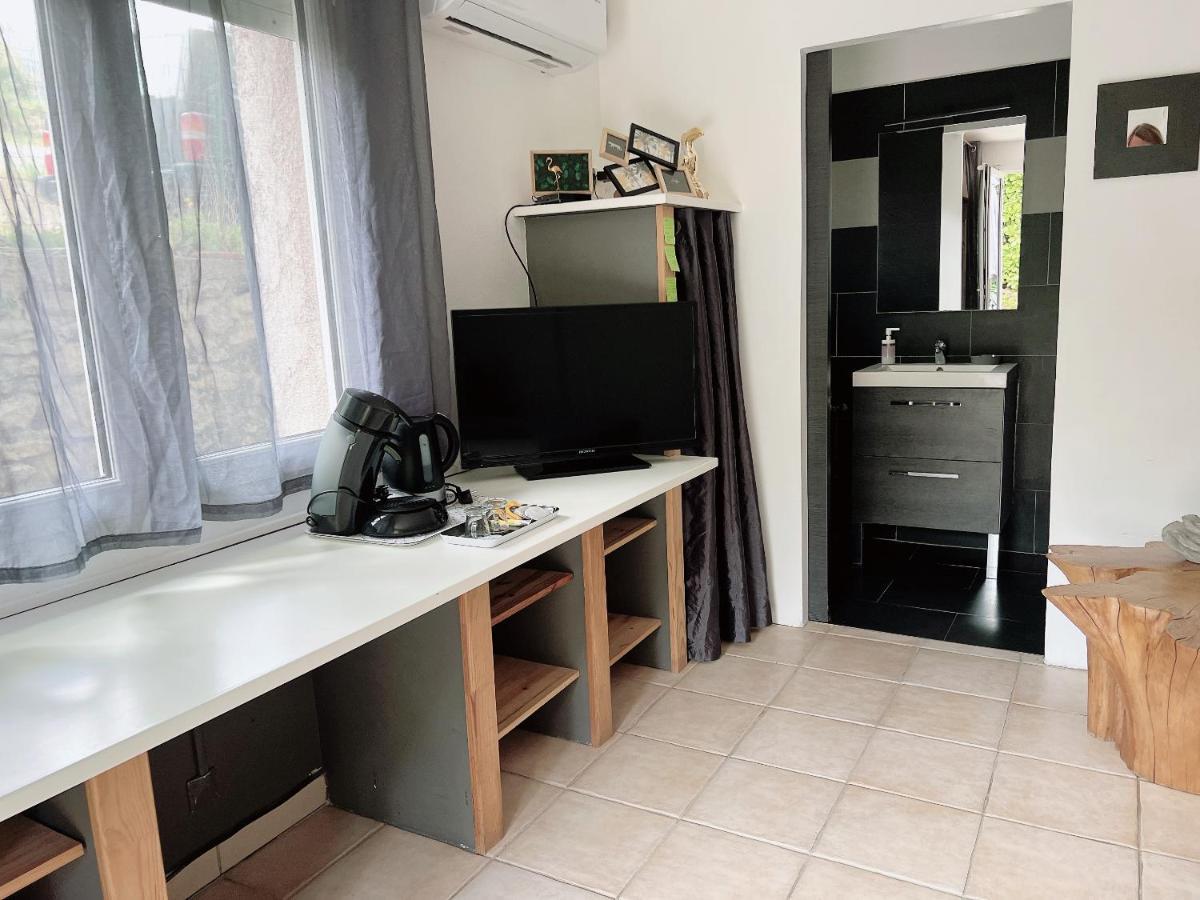Appartement Climatise Parking Cite Paoline Corte  Buitenkant foto