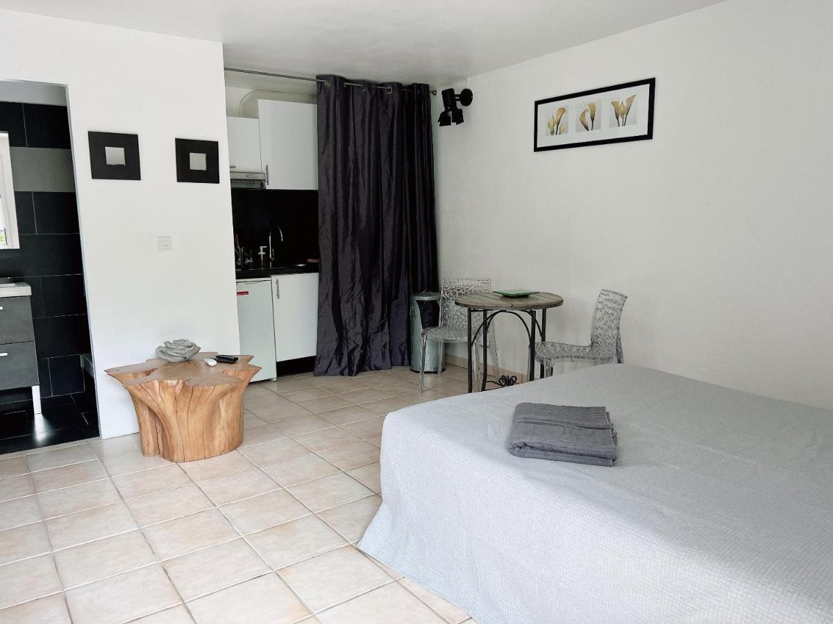 Appartement Climatise Parking Cite Paoline Corte  Buitenkant foto